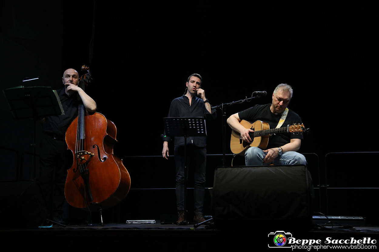 VBS_10016 - Concerto Marco Soria  'Amemanera Musica dalle radici'.jpg